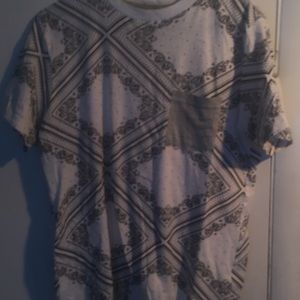 Selling a short sleeve shirt